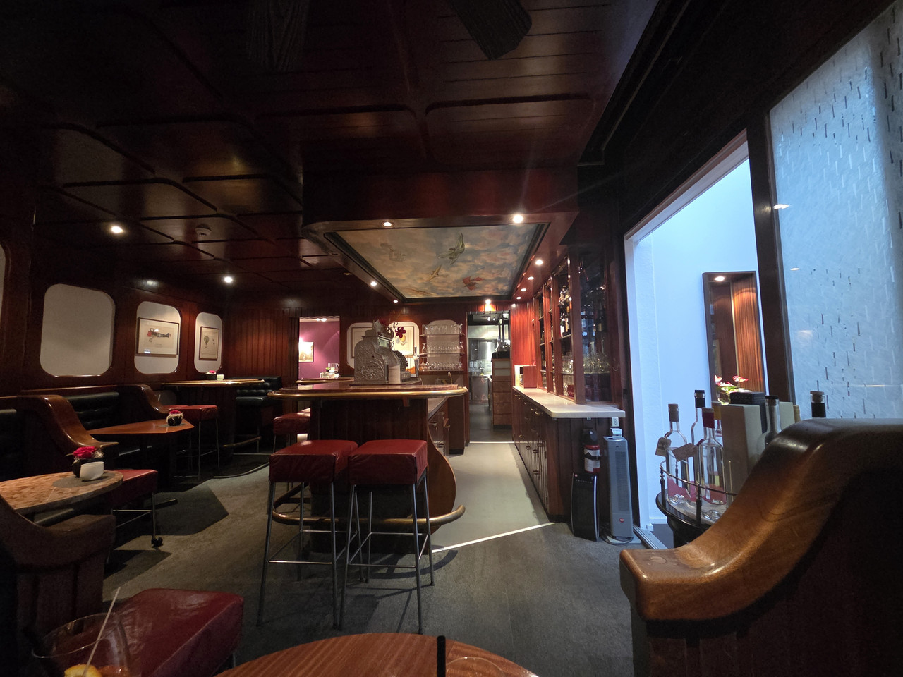 Best Business & After-Hours Bar in Zurich North